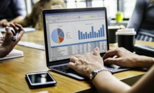 harga saewa laptop di solo