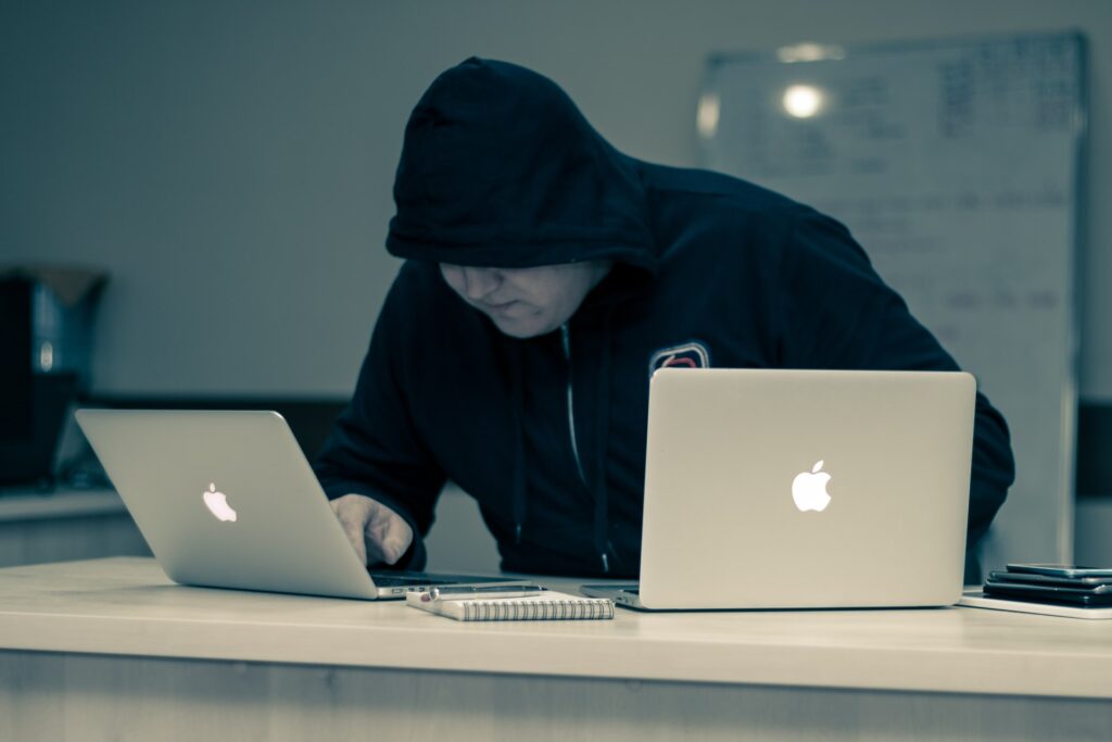 Cara Laptop Bebas Virus
