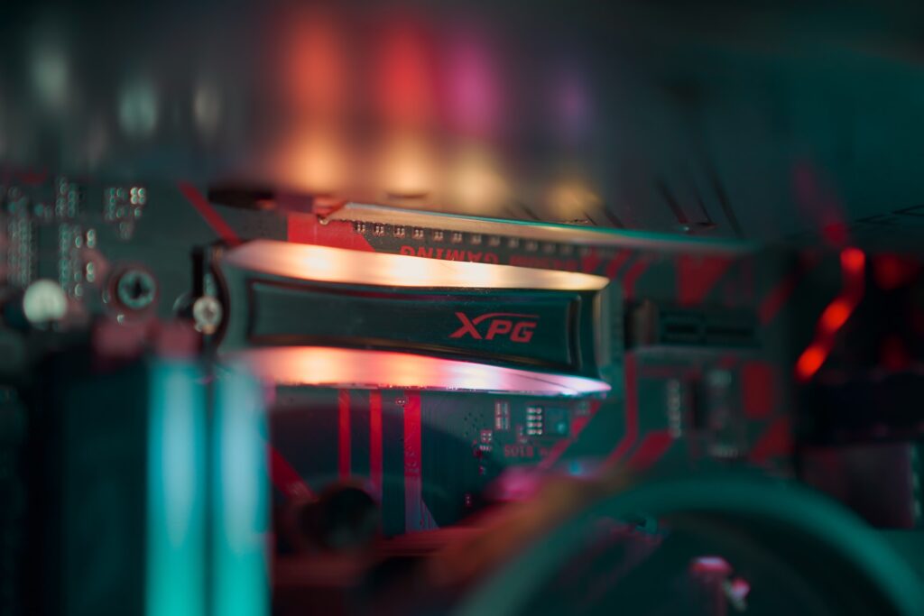 SSD atau HDD