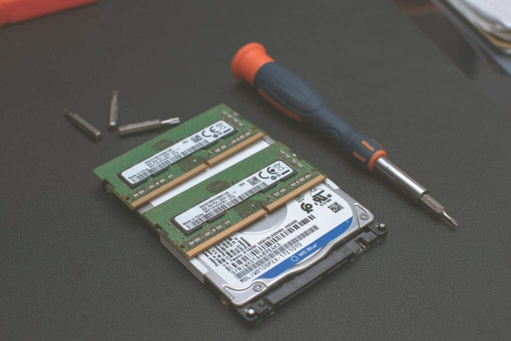 cara upgrade RAM laptop