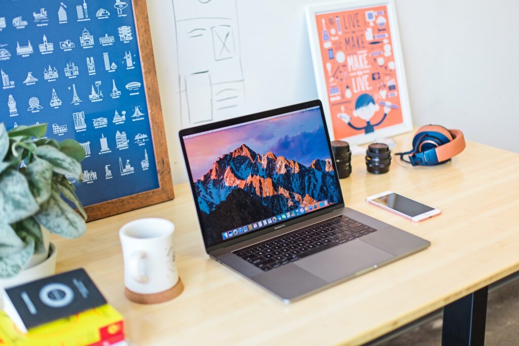 perbedaan laptop dan notebook